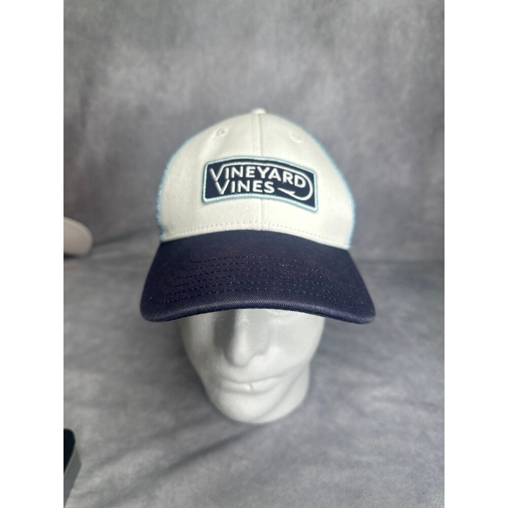 Vineyard vines hat osfm adjustable Velcro closure